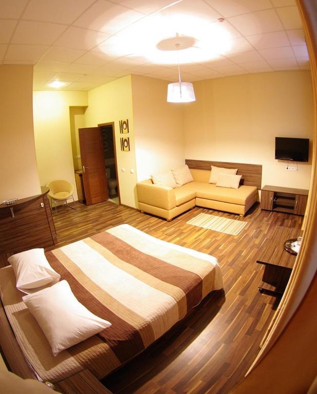 Hotel Darnitskiy Kiev Oda fotoğraf